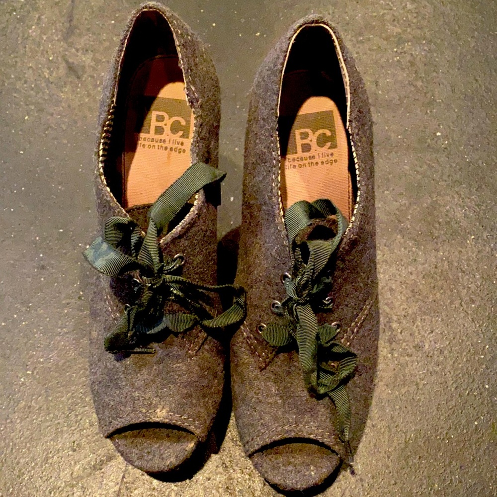 Grey Wool Peep Toe Wedges